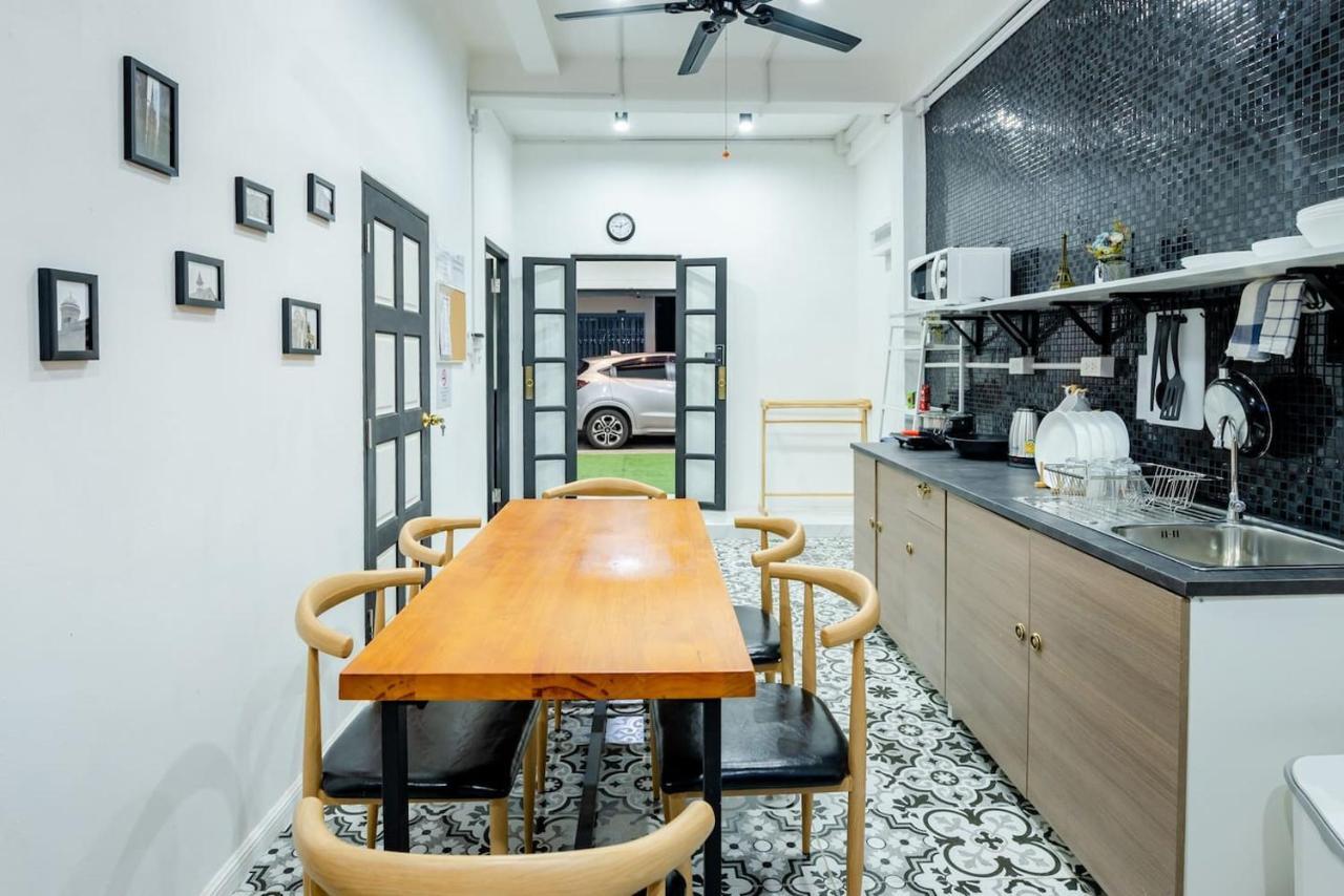 Mein Haus B @Bangpo Bangkok Bagian luar foto
